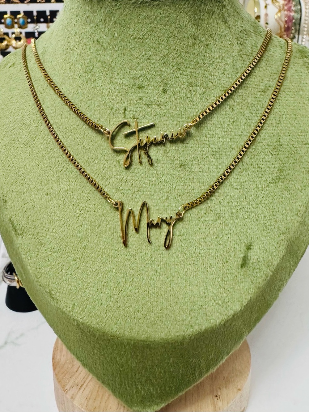 Gold Personalized Name Necklace - Custom Script Name Pendant - Picture 2 of 3